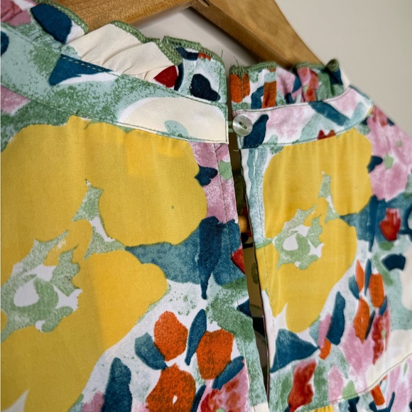 Boutique multicolor floral tiered ruffle neck sleeve babydoll top size SMALL NWT - Picture 5 of 7
